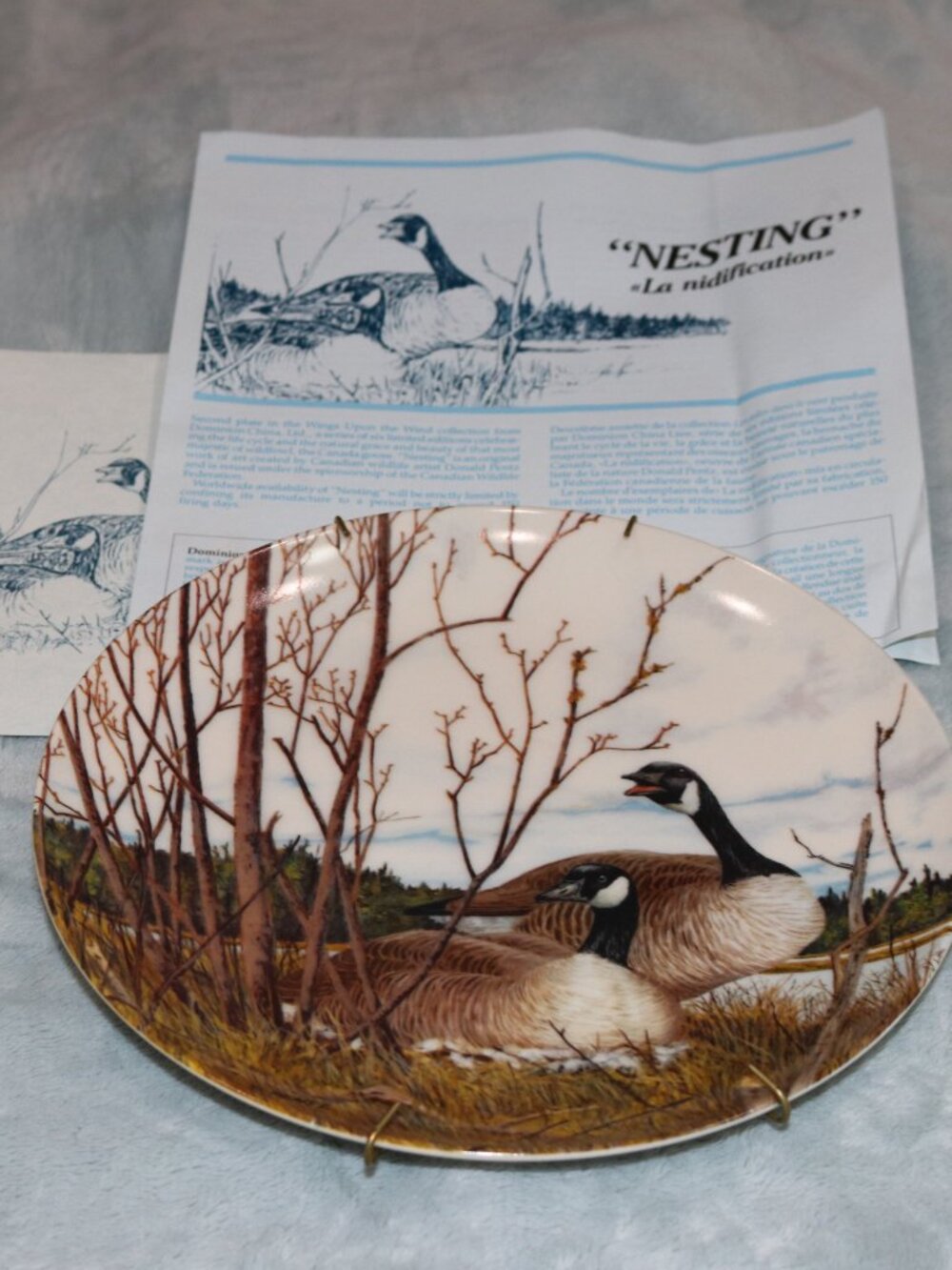 The Bradford Exchange vintage 1986 "Nesting" Canda Geese collector's plate.